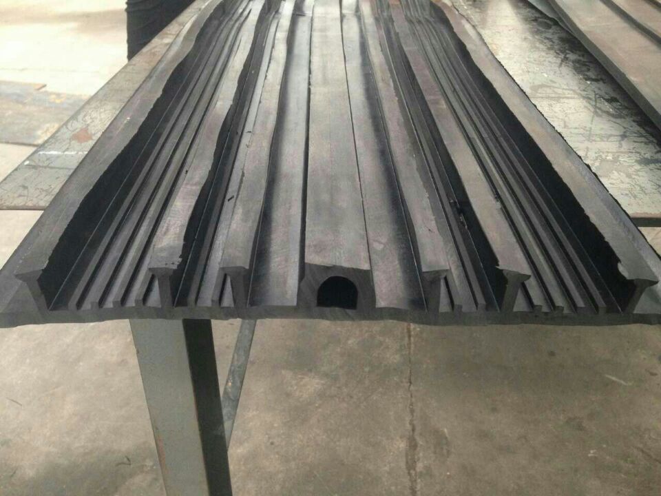 背貼止水帶